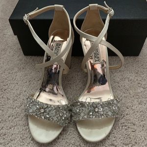 Ivory beaded Badgley Mischka wedding/formal shoe